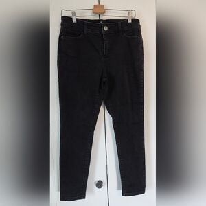 Black Skinny Jeans